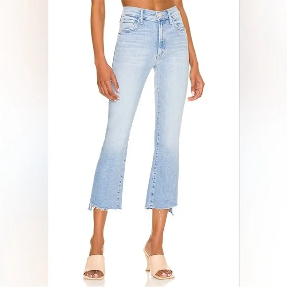 Mother Denim The Insider Crop Step Fray Jean in Limited Edition